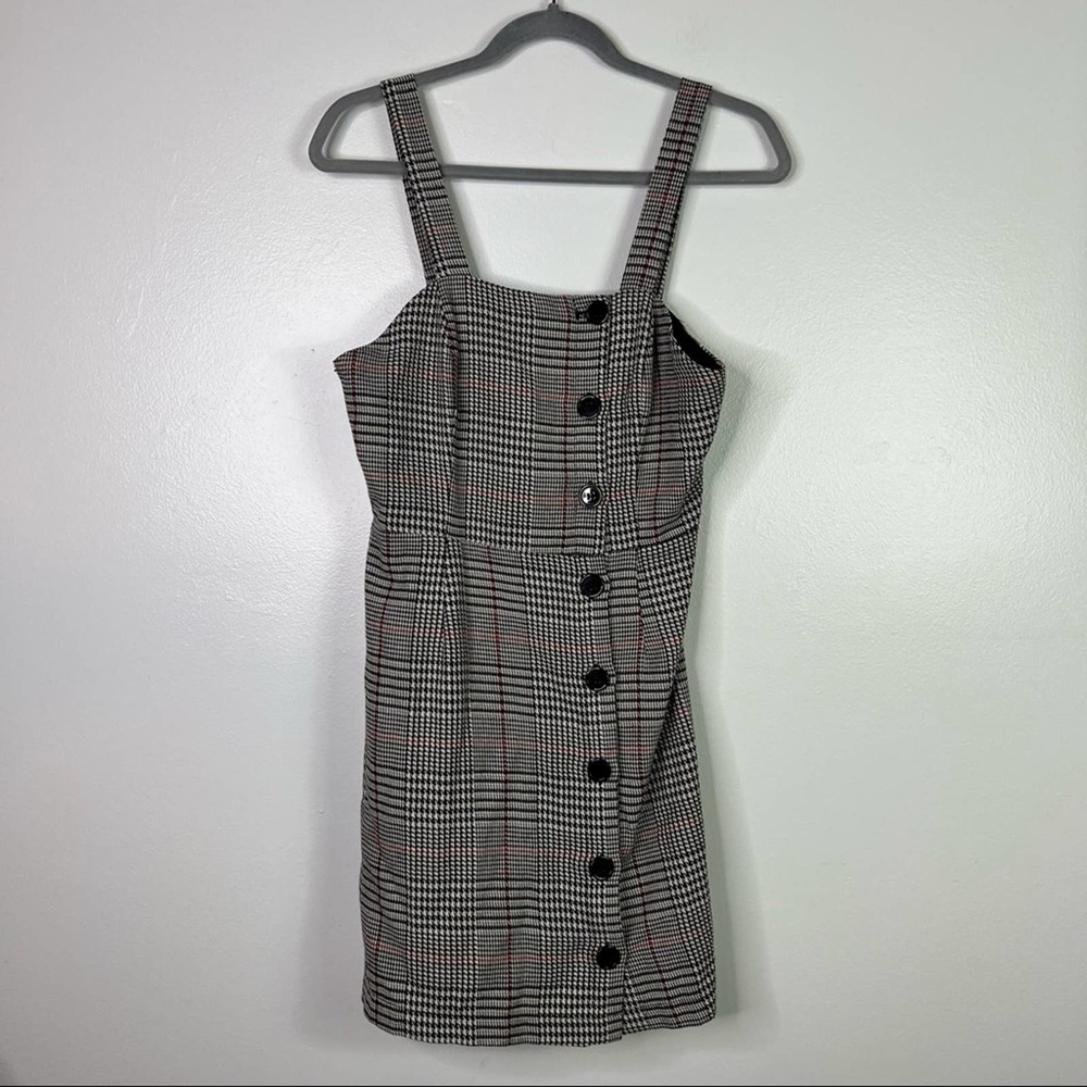 ALTAR'D STATE Black & White Plaid 90s Inspired Button Front Sleeveless Dress Med